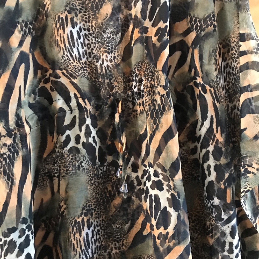 Animal Print Sheer Kimono Top - Neutral Tones - Picture 4 of 5